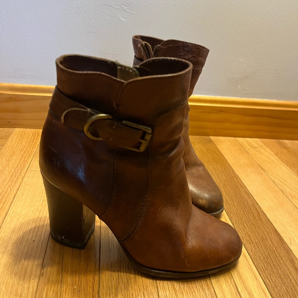 Frye booties, great condition